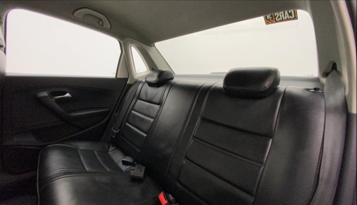 2019 Volkswagen Ameo COMFORTLINE 1.0L, Petrol, Manual, 64,222 km, Right Side Rear Door Cabin
