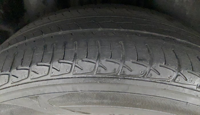 2019 Volkswagen Ameo COMFORTLINE 1.0L, Petrol, Manual, 64,222 km, Right Rear Tyre Tread