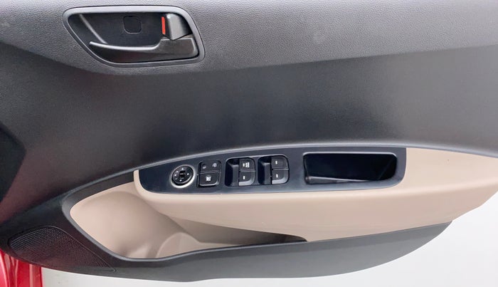 2018 Hyundai Grand i10 MAGNA 1.2 VTVT, Petrol, Manual, 82,589 km, Driver Side Door Panels Control