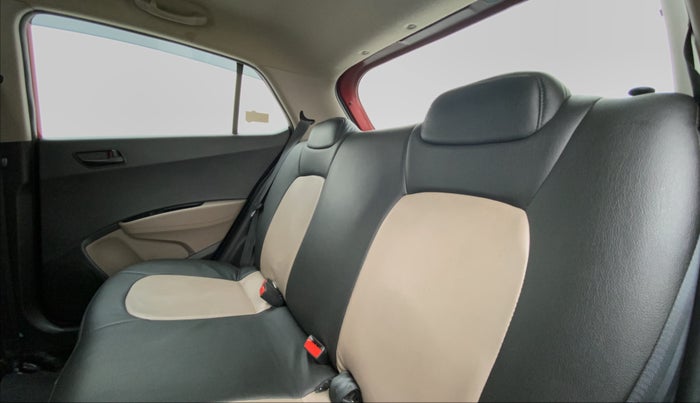 2018 Hyundai Grand i10 MAGNA 1.2 VTVT, Petrol, Manual, 82,589 km, Right Side Rear Door Cabin