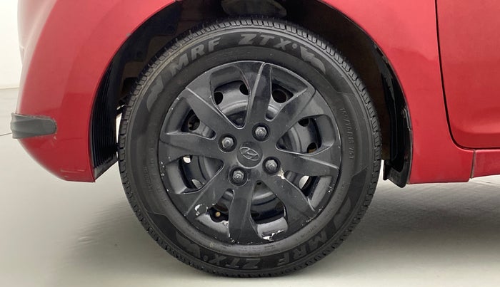 2014 Hyundai Eon SPORTZ, Petrol, Manual, 56,093 km, Left Front Wheel