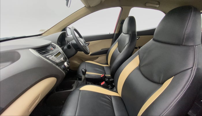 2014 Hyundai Eon SPORTZ, Petrol, Manual, 56,093 km, Right Side Front Door Cabin