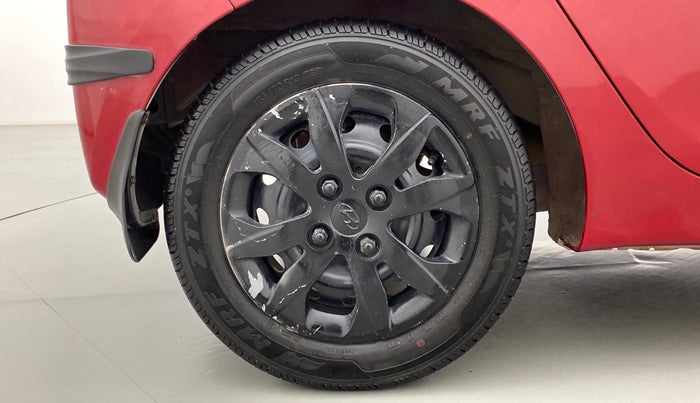 2014 Hyundai Eon SPORTZ, Petrol, Manual, 56,093 km, Right Rear Wheel
