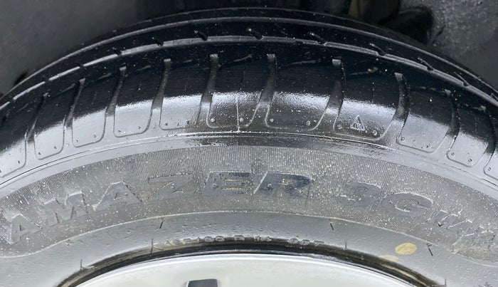 2019 Maruti Swift VXI AMT D, Petrol, Automatic, 34,325 km, Left Rear Tyre Tread
