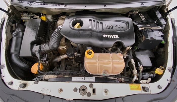 2018 Tata Hexa Varicor 400 XT, Diesel, Manual, 92,452 km, Open Bonet