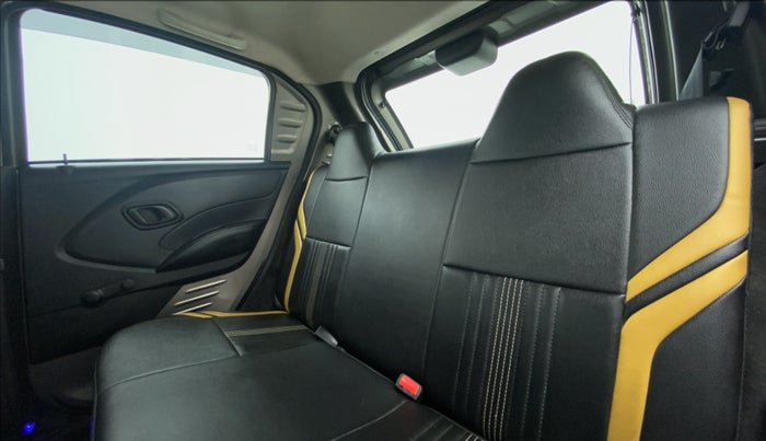 2017 Datsun Redi Go Gold 1.0, Petrol, Manual, 6,997 km, Right Side Rear Door Cabin