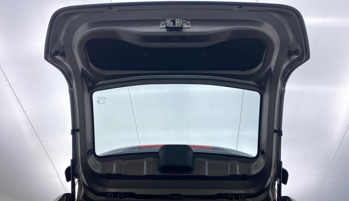 2017 Datsun Redi Go Gold 1.0, Petrol, Manual, 6,997 km, Boot Door Open