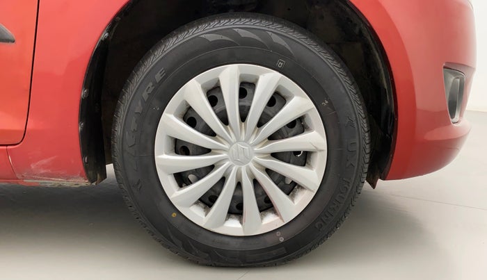 2012 Maruti Swift VDI, Diesel, Manual, 1,14,981 km, Right Front Wheel