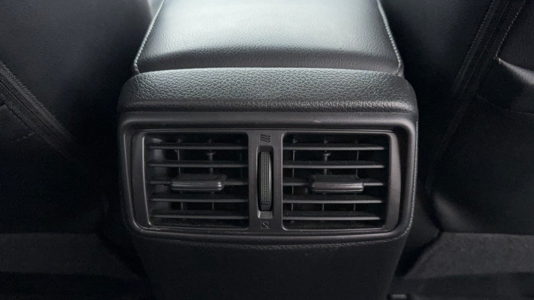 2017 Nissan X-trail Ti (4x4), Automatic, 69188 km, Rear A/C Vent