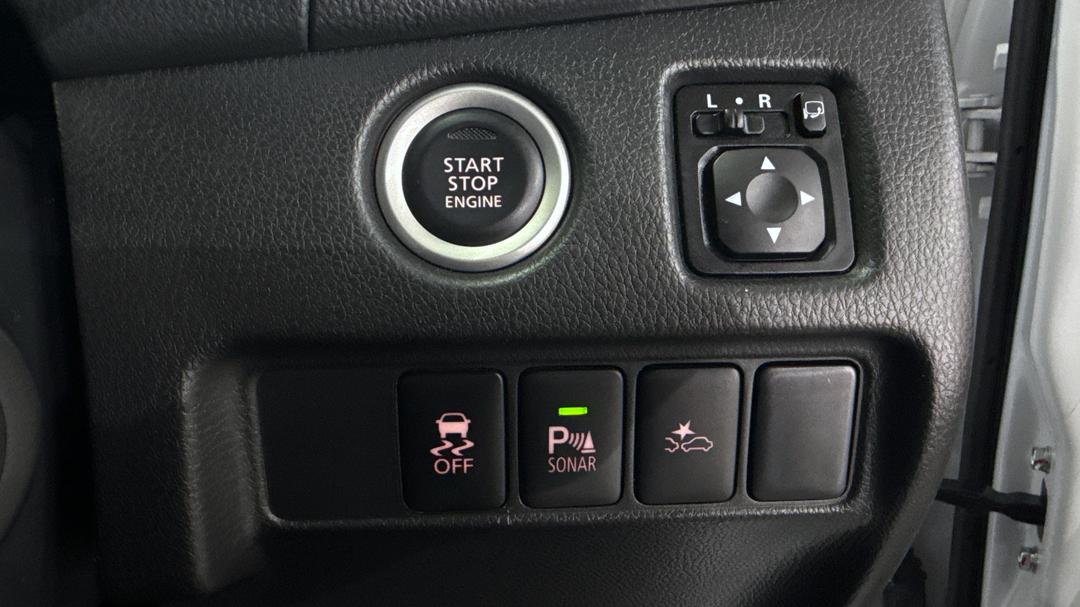 2022 Mitsubishi Pajero Sport Gls (4WD) 7 Seat, Automatic, 17746 km, Utility Switches/Buttons