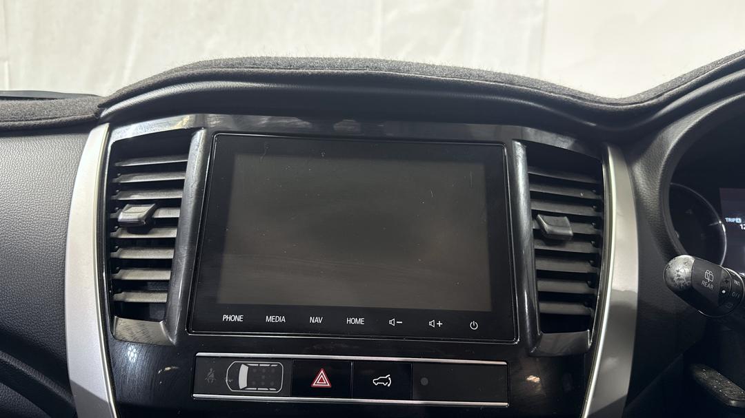 2022 Mitsubishi Pajero Sport Gls (4WD) 7 Seat, Automatic, 17746 km, Infotainment System