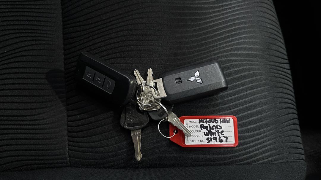2022 Mitsubishi Pajero Sport Gls (4WD) 7 Seat, Automatic, 17746 km, Key Close-up