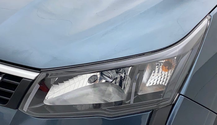 2022 Mahindra XUV300 W6 1.5 DIESEL, Diesel, Manual, 20,246 km, Left headlight - Headlight parking bulb fused