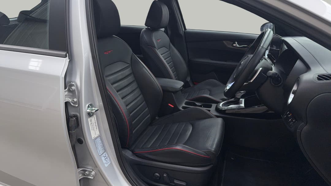 2023 Kia Cerato Gt, Automatic, 70514 km, Right Side Front Door Cabin View
