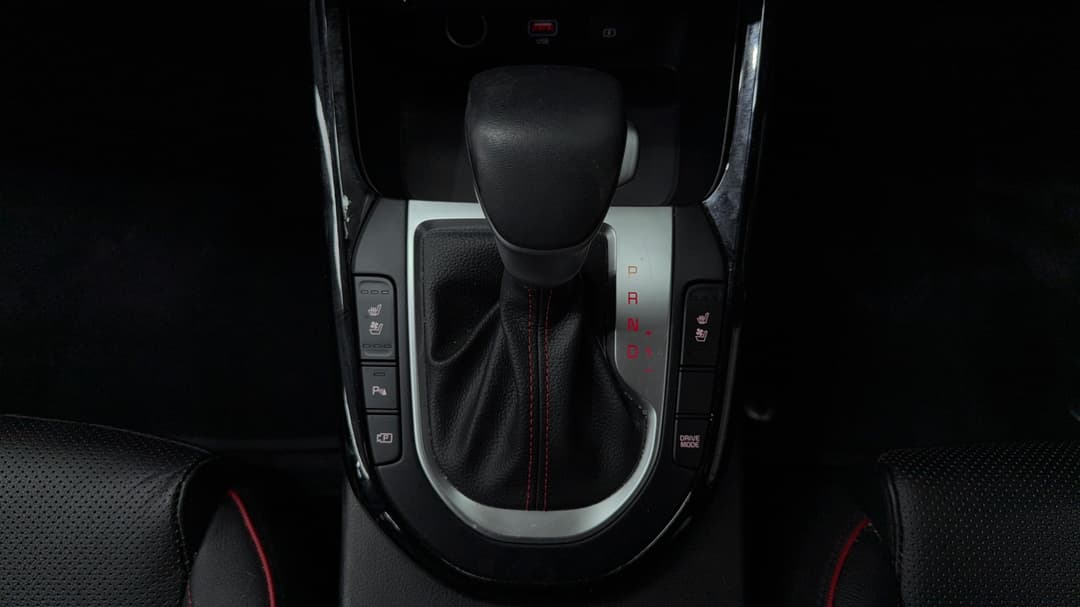2023 Kia Cerato Gt, Automatic, 70514 km, Gear Lever 