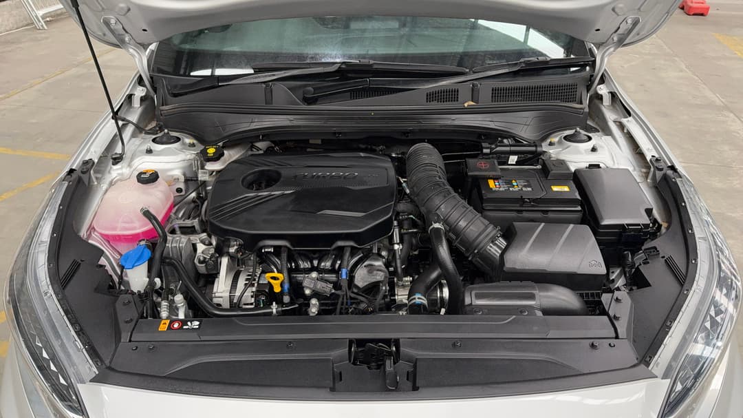 2023 Kia Cerato Gt, Automatic, 70514 km, Open Bonnet (Engine)