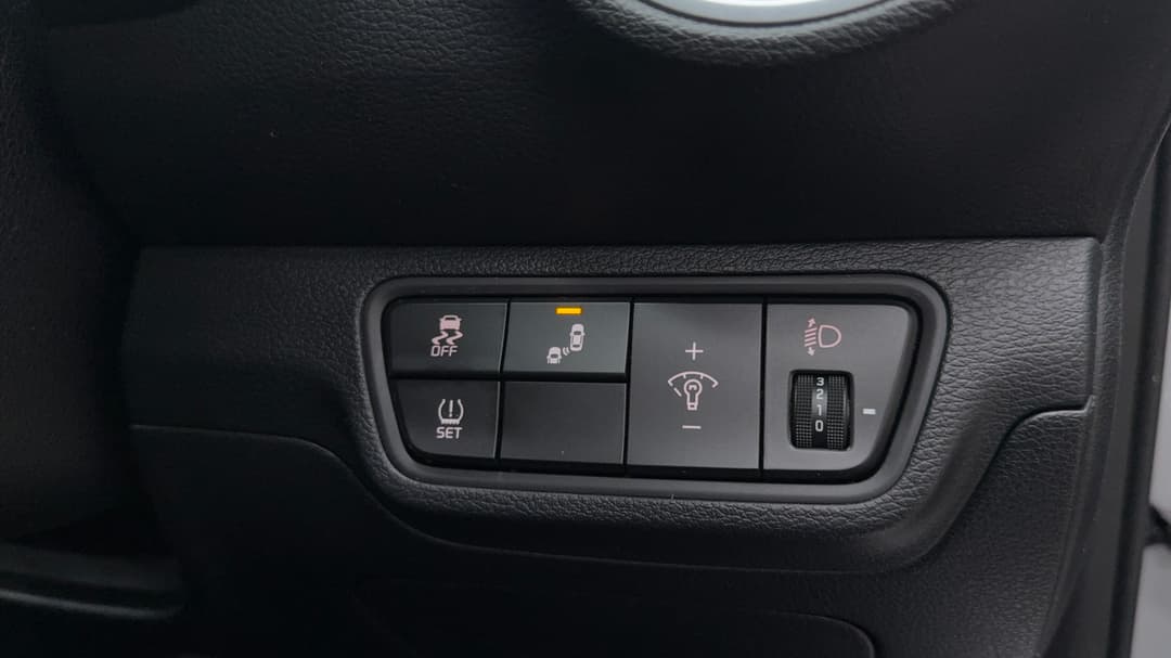 2023 Kia Cerato Gt, Automatic, 70514 km, Utility Switches/Buttons