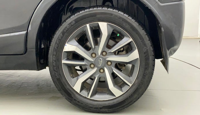 2021 Mahindra XUV300 W8 (O) 1.5 DIESEL, Diesel, Manual, 18,252 km, Left Rear Wheel