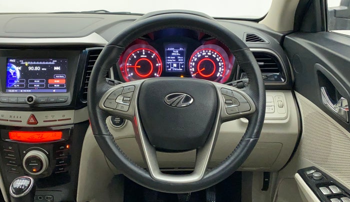2021 Mahindra XUV300 W8 (O) 1.5 DIESEL, Diesel, Manual, 18,136 km, Steering Wheel Close Up