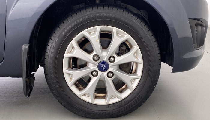2013 Ford Figo 1.4 TITANIUM DURATORQ, Diesel, Manual, 68,997 km, Right Front Wheel