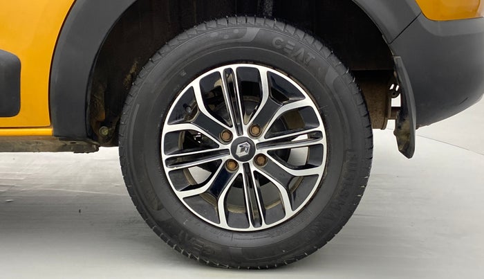 2019 Renault TRIBER 1.0 RXZ, Petrol, Manual, 27,949 km, Left Rear Wheel