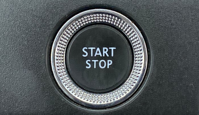 2019 Renault TRIBER 1.0 RXZ, Petrol, Manual, 27,949 km, Keyless Start/ Stop Button