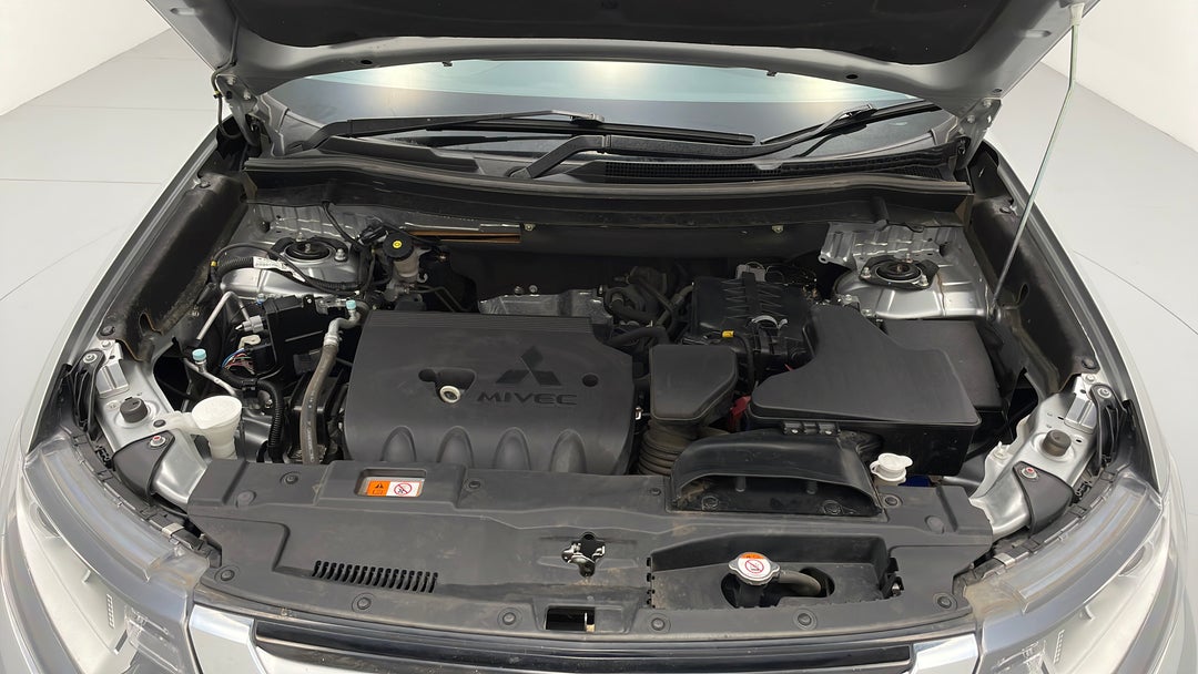 2018 Mitsubishi Outlander Ls 7 Seat (2wd), Automatic, 98394 km, Open Bonnet (Engine)