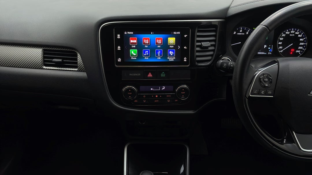 2018 Mitsubishi Outlander Ls 7 Seat (2wd), Automatic, 98394 km, Center Console