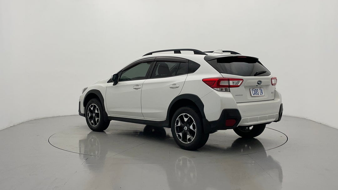 Left Back Diagonal (45- Degree) View