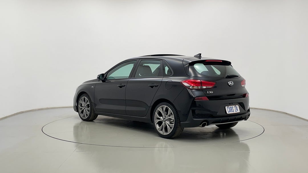 Left Back Diagonal (45- Degree) View