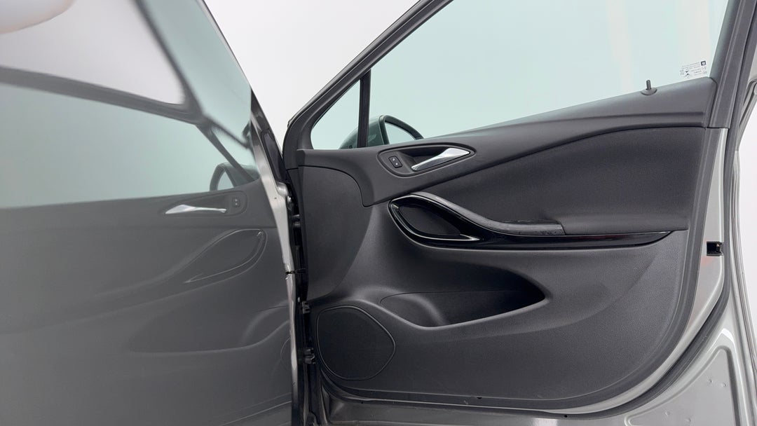 2017 Holden Astra R, Automatic, 92038 km, Speaker View