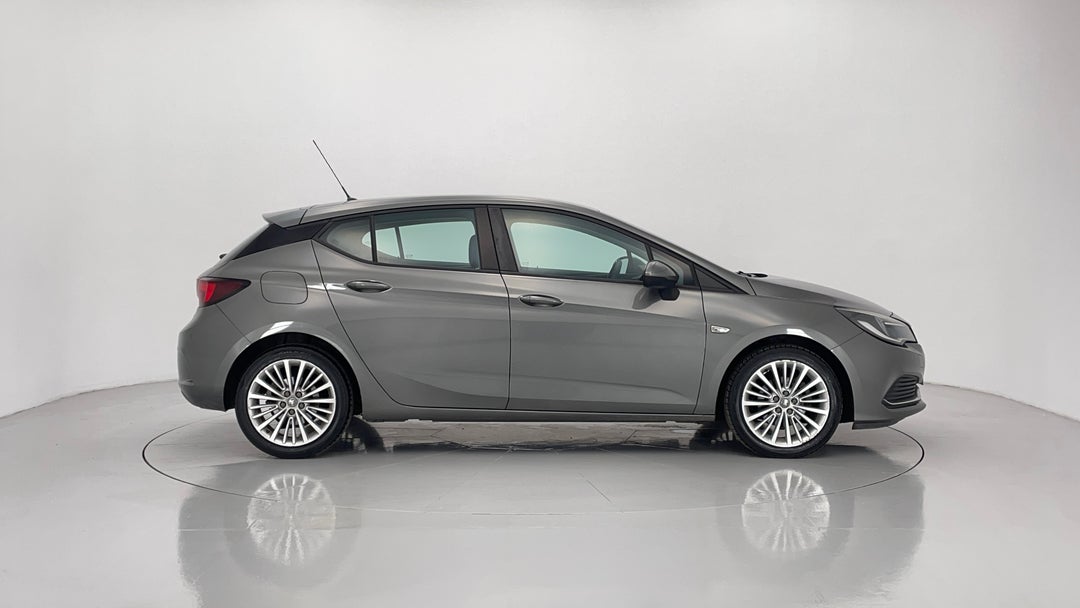 2017 Holden Astra R, Automatic, 92038 km, Right Side View