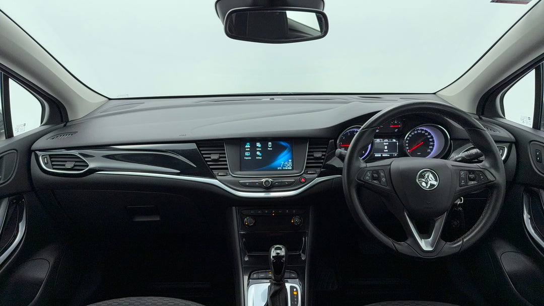 2017 Holden Astra R, Automatic, 92038 km, Dashboard View