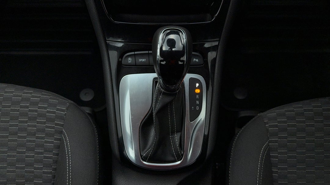 2017 Holden Astra R, Automatic, 92038 km, Gear Lever 