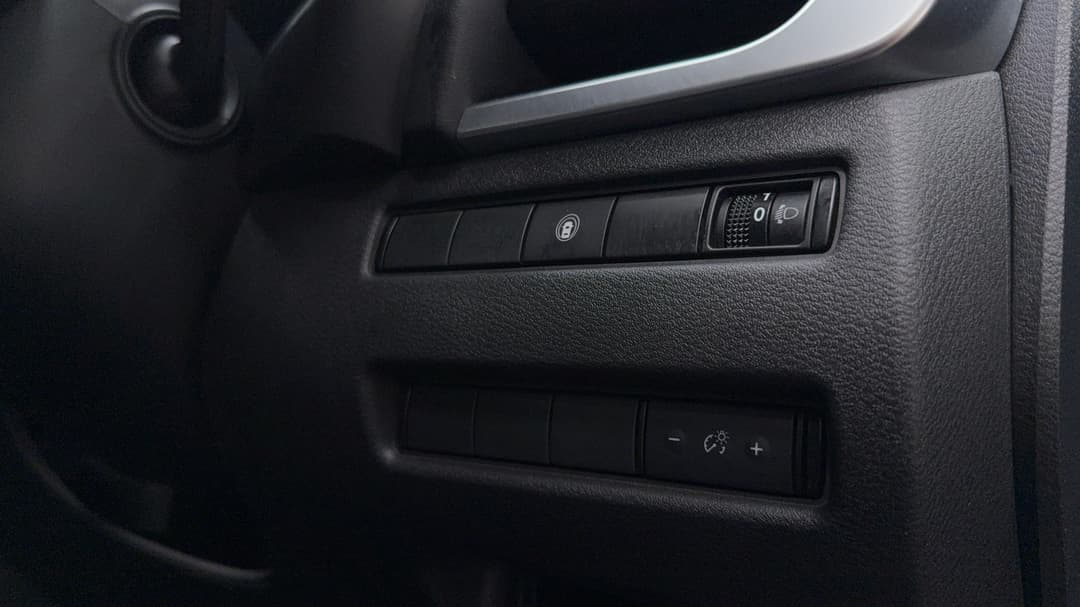 2024 Nissan X-trail St (2WD), Automatic, 54656 km, Utility Switches/Buttons