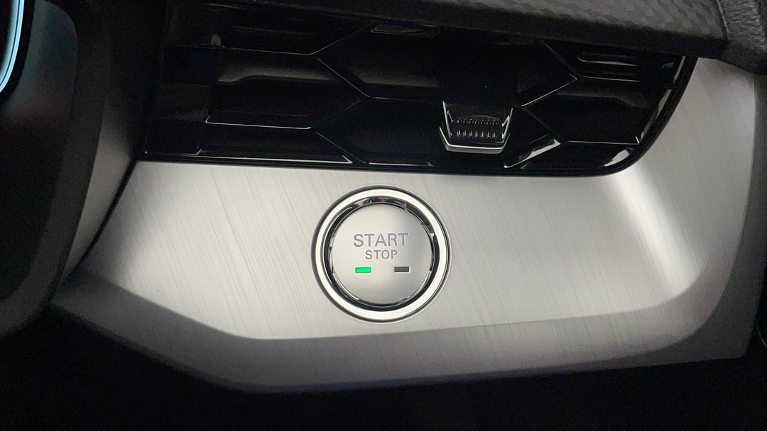 2023 MG Mg5 Essence, Automatic, 24147 km, Keyless / Button Start