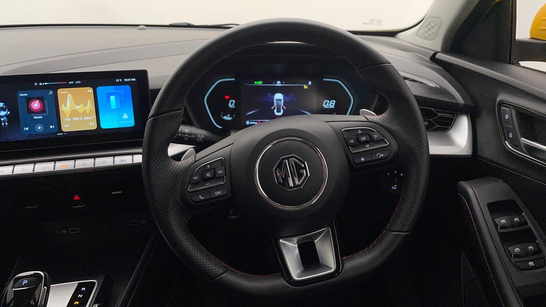 2023 MG Mg5 Essence, Automatic, 24147 km, Steering Wheel Close-up