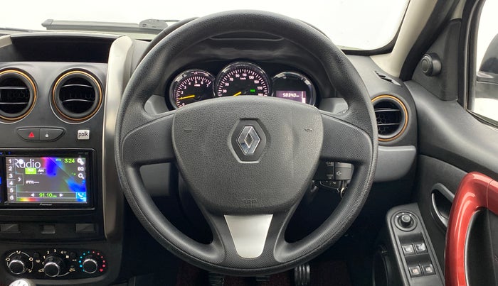 2017 Renault Duster RXS 85 PS, Diesel, Manual, 58,339 km, Steering Wheel Close Up