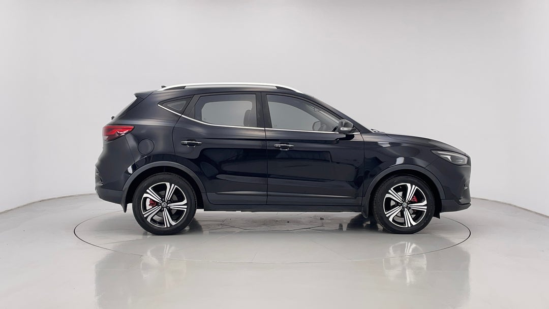 2020 MG Zst Essence, Automatic, 130082 km, Right Side View