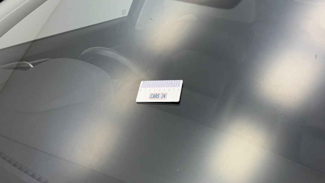 2020 MG Zst Essence, Automatic, 130082 km, Windshield Front Chip