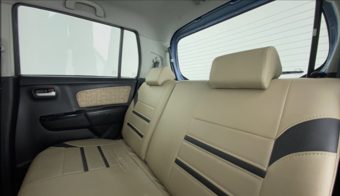 2017 Maruti Wagon R 1.0 VXI, Petrol, Manual, 17,304 km, Right Side Rear Door Cabin