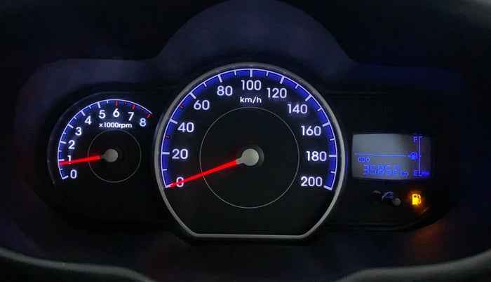 2014 Hyundai i10 MAGNA 1.1, Petrol, Manual, 35,852 km, Odometer Image