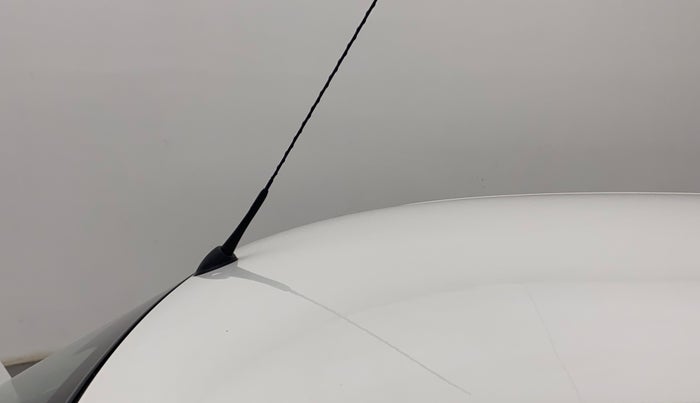 2014 Hyundai i10 MAGNA 1.1, Petrol, Manual, 35,852 km, Roof - Antenna has minor damage