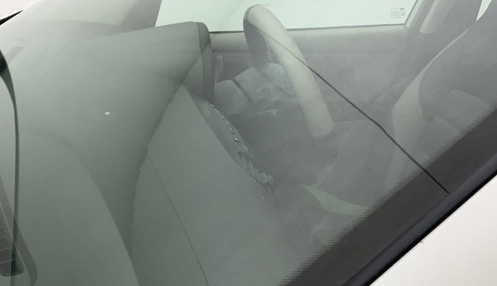 2014 Hyundai i10 MAGNA 1.1, Petrol, Manual, 35,852 km, Front windshield - Minor spot on windshield