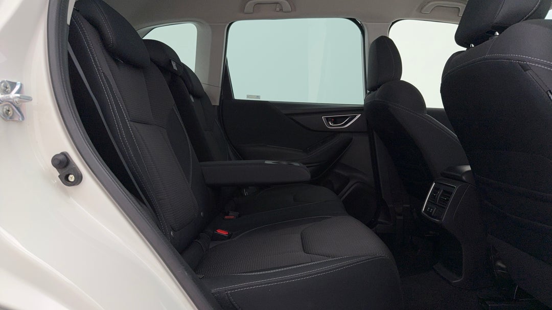 2023 Subaru Forester 2.5i (awd), Automatic, 47546 km, Right Side Rear Door Cabin View