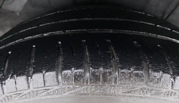 2014 Hyundai i20 SPORTZ 1.2 VTVT, Petrol, Manual, 53,278 km, Right Rear Tyre Tread