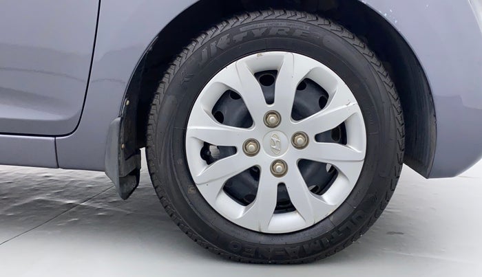 2015 Hyundai Eon MAGNA PLUS, Petrol, Manual, 42,666 km, Right Front Wheel