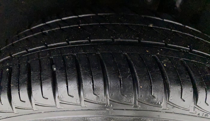 2019 Maruti Vitara Brezza VDI, Diesel, Manual, 18,349 km, Left Rear Tyre Tread