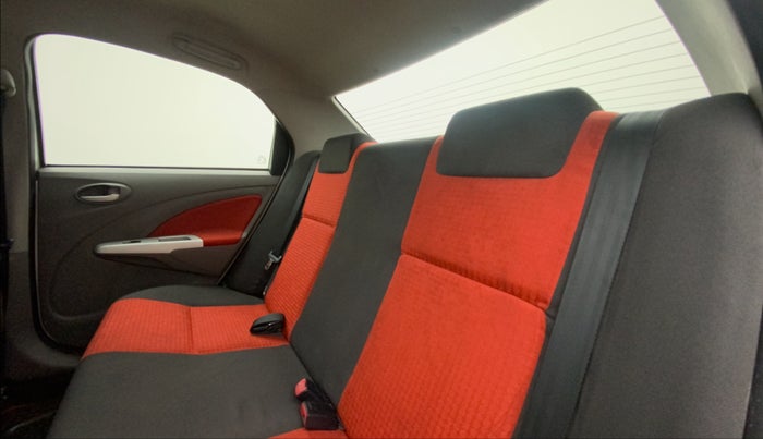 2011 Toyota Etios VX, Petrol, Manual, 27,017 km, Right Side Rear Door Cabin
