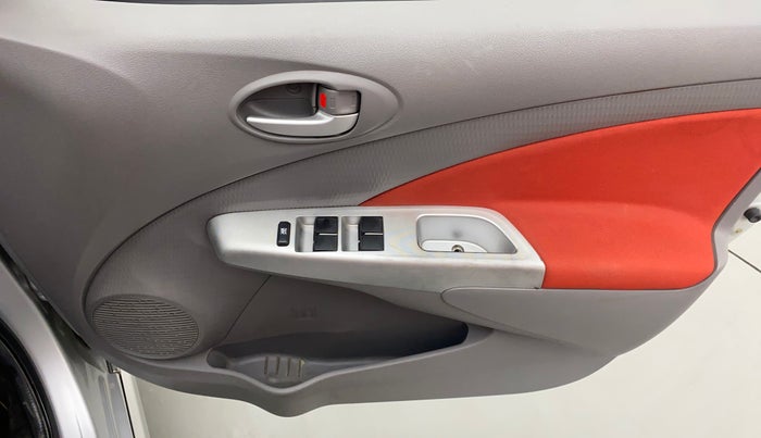 2011 Toyota Etios VX, Petrol, Manual, 27,017 km, Driver Side Door Panels Control
